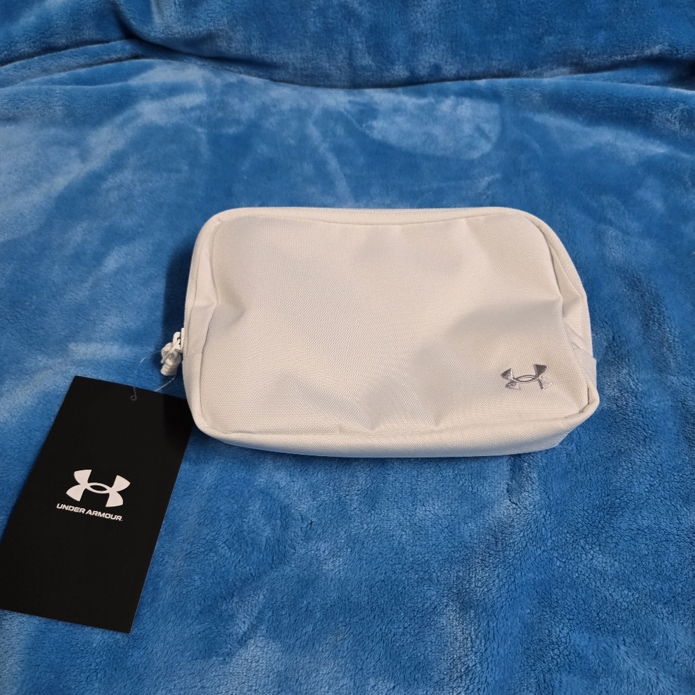 Unisex Crossbody & Waist Bags!!